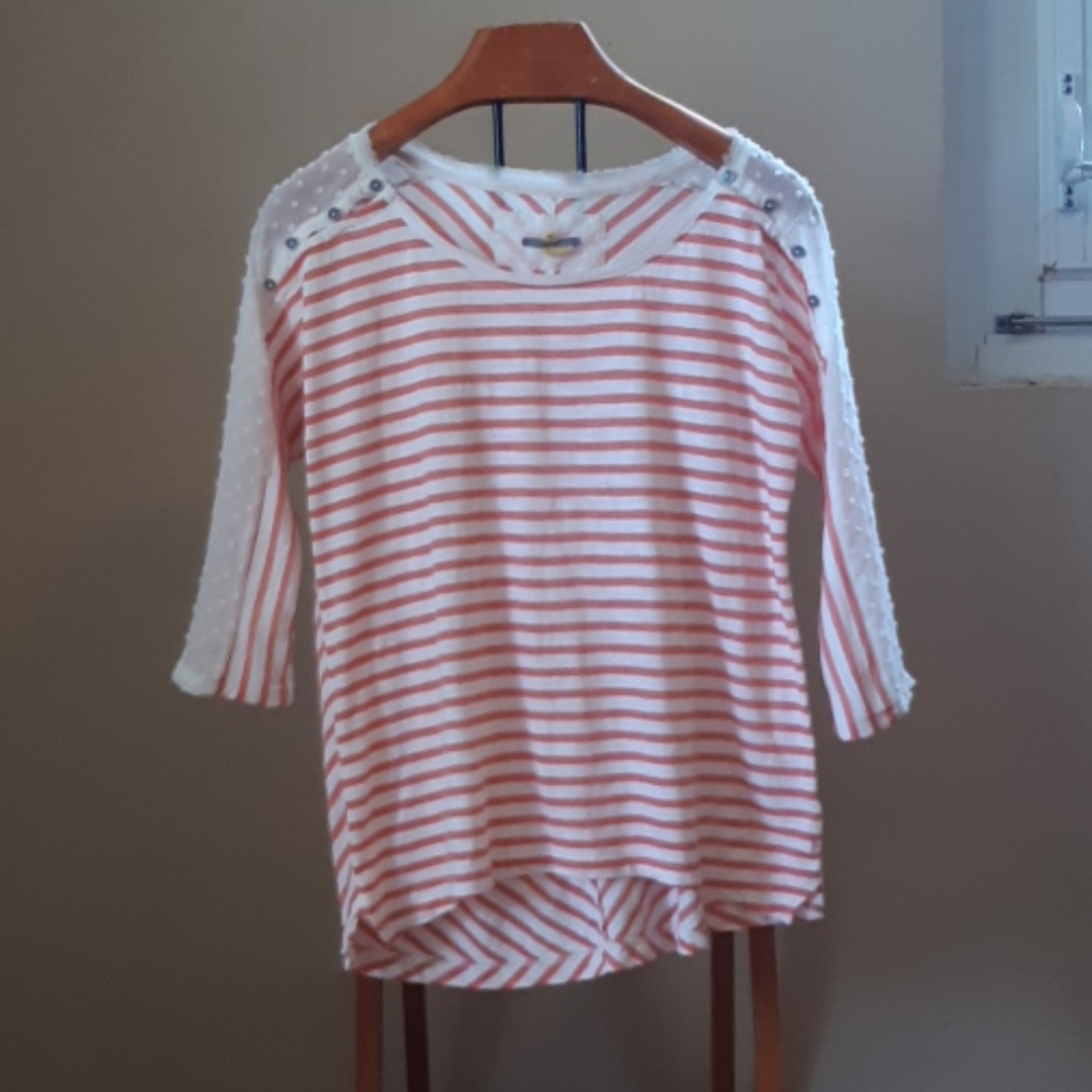 Womens long sleeve shirt